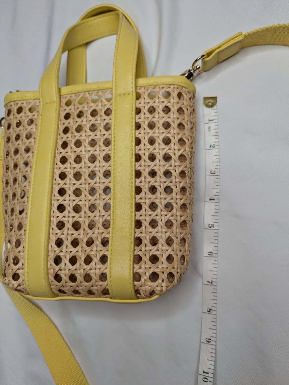 Universal Thread Mini Rattan Tote Bag – Yellow - Picture 3 of 5
